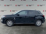 LABRADOR BLACK 2024 Mitsubishi RVR SE