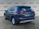 GRAPHITE GREY 2024 Mitsubishi Outlander LE