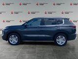 GRAPHITE GREY 2024 Mitsubishi Outlander LE