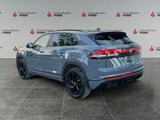 PURE GRAY 2025 Volkswagen Atlas Cross Sport 2.0 TSI Comfortline R-Line Black Edition
