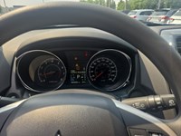 2025 Mitsubishi RVR ES FWD