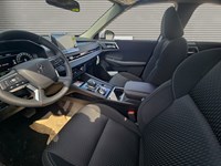 2025 Mitsubishi Outlander Plug-In Hybrid SE S-AWC