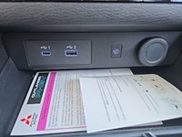 2025 Mitsubishi Outlander Plug-In Hybrid SE S-AWC