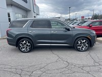2022 Hyundai Palisade Ultimate Calligraphy 7-Passenger AWD