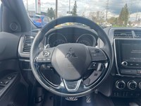 2023 Mitsubishi RVR LE AWC