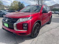 2023 Mitsubishi RVR LE AWC