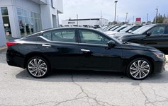 2023 Nissan Altima Platinum AWD