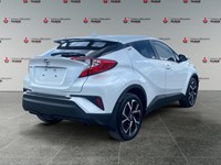 2022 Toyota C-HR XLE Premium FWD