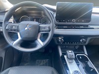 2025 Mitsubishi Outlander ES S-AWC