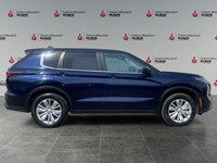 2025 Mitsubishi Outlander ES S-AWC