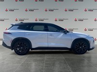 OXYGEN WHITE 2025 Toyota Crown Signia Limited AWD