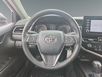 2024 Toyota Camry SE Auto