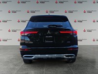 BLACK DIAMOND 2024 Mitsubishi Outlander SEL S-AWC