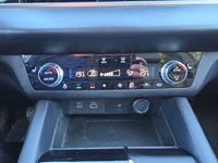 BLACK DIAMOND 2024 Mitsubishi Outlander SEL S-AWC