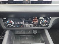 BLACK DIAMOND 2024 Mitsubishi Outlander LE S-AWC