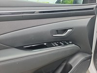 CRYSTAL WHITE 2024 Hyundai Tucson Hybrid Luxury AWD