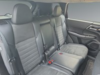 BLACK DIAMOND 2024 Mitsubishi Outlander SE S-AWC