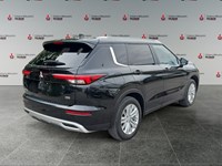BLACK DIAMOND 2024 Mitsubishi Outlander SE S-AWC