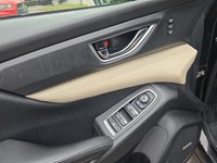 CRYSTAL BLACK S 2019 Subaru Ascent Limited 8-Passenger