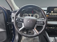 COSMIC BLUE 2024 Mitsubishi Outlander SE S-AWC