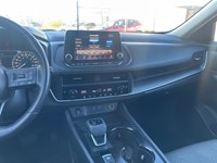 2024 Nissan Rogue AWD SV Moonroof