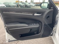 2023 Chrysler 300 300 Touring L AWD