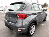 2024 Hyundai Venue Essential IVT