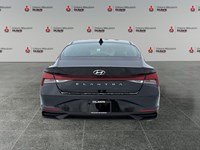 2022 Hyundai Elantra Preferred IVT