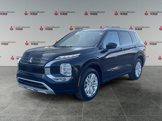 2022 Mitsubishi Outlander SE