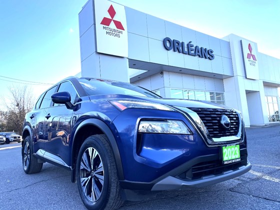 2023 Nissan Rogue SV Moonroof