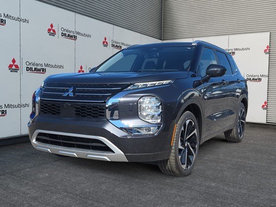 2025 Mitsubishi Outlander Plug-In Hybrid SEL