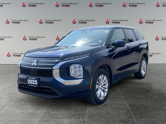 2025 Mitsubishi Outlander ES
