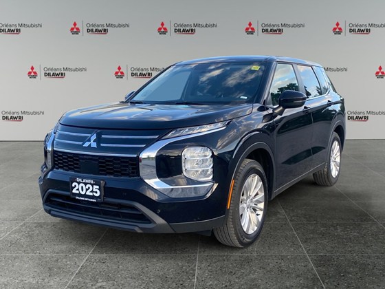 2025 Mitsubishi Outlander ES
