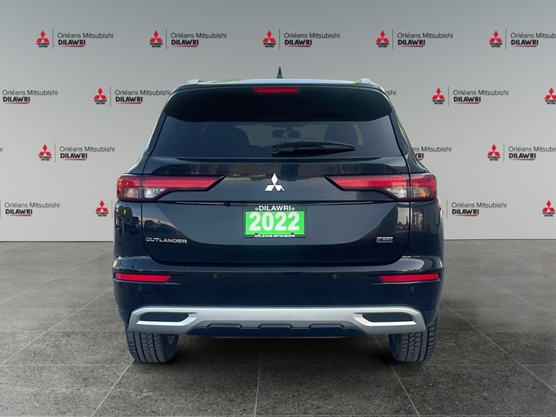 2022 Mitsubishi Outlander SE S-AWC