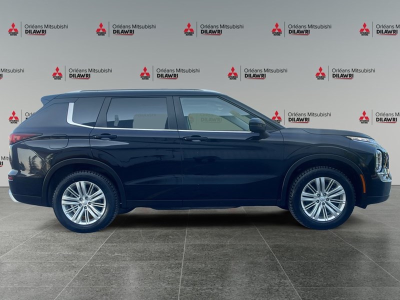 2022 Mitsubishi Outlander SE S-AWC