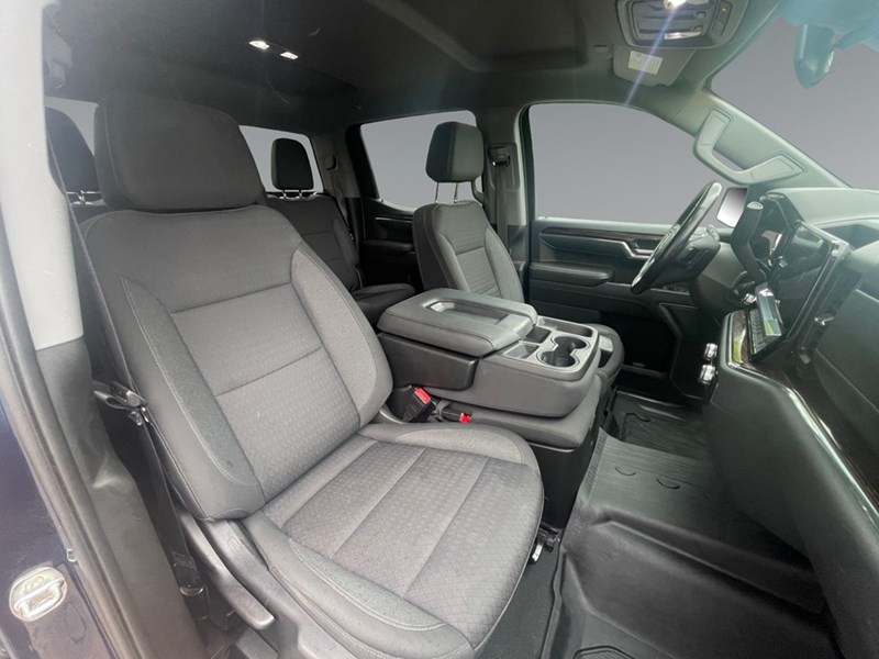 2022 GMC Sierra 1500 4WD Crew Cab 147" SLE