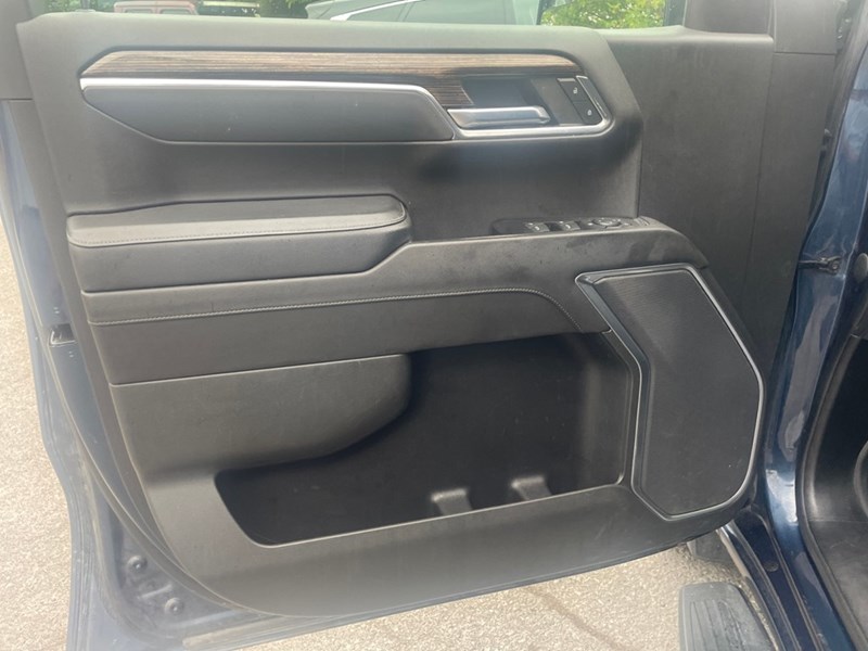 2022 GMC Sierra 1500 4WD Crew Cab 147" SLE