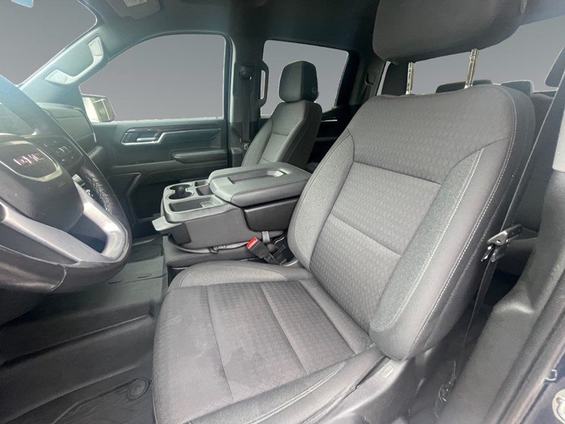 2022 GMC Sierra 1500 4WD Crew Cab 147" SLE