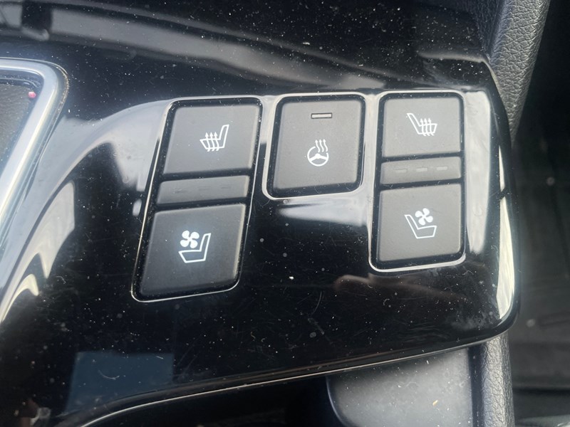 2023 Kia Sportage X-Line Limited AWD w/Green Interior