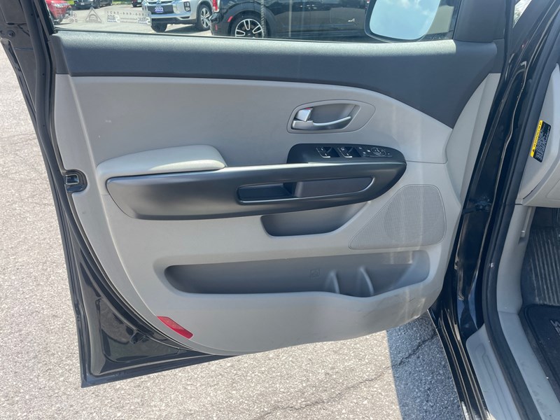 2017 Kia Sedona 4dr Wgn L