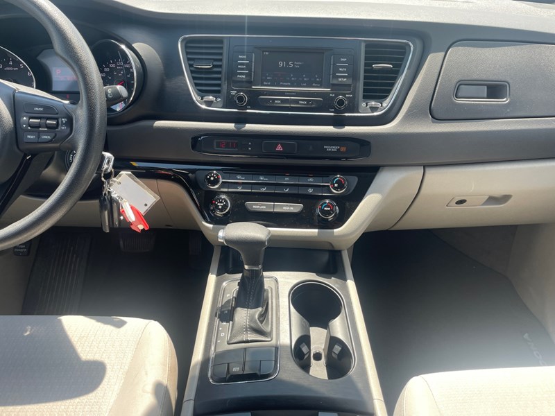 2017 Kia Sedona 4dr Wgn L