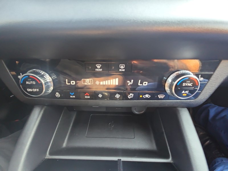 2024 Mitsubishi Outlander Plug-In Hybrid SEL S-AWC