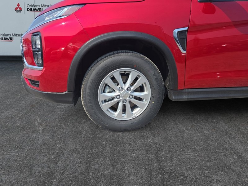 2025 Mitsubishi RVR SE AWC