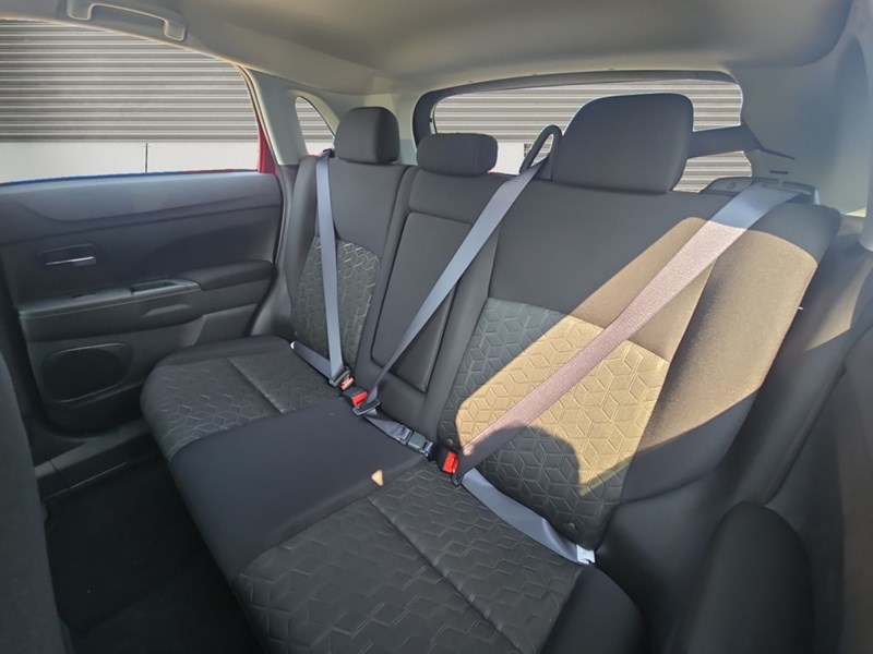 2025 Mitsubishi RVR SE AWC