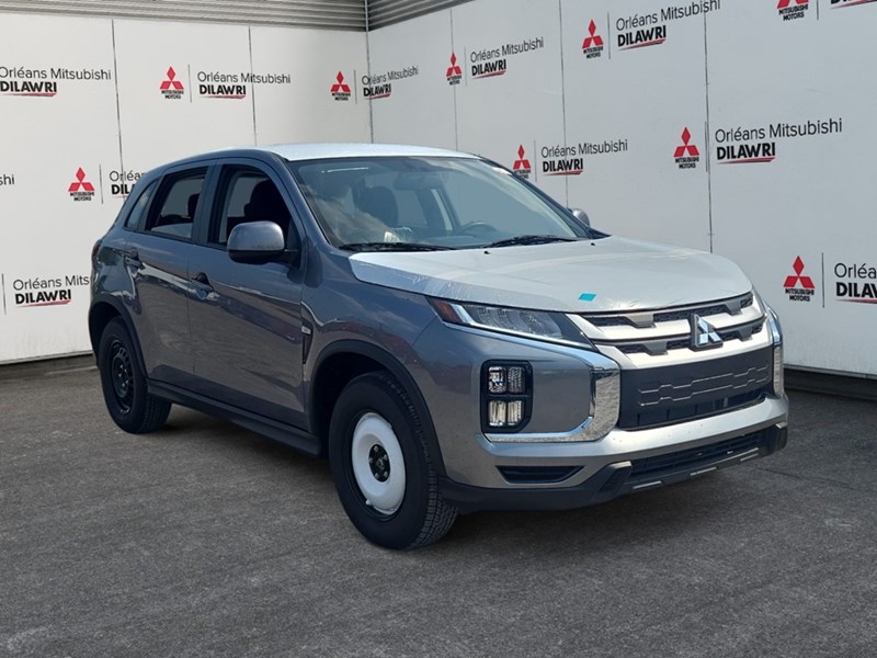 2025 Mitsubishi RVR ES FWD