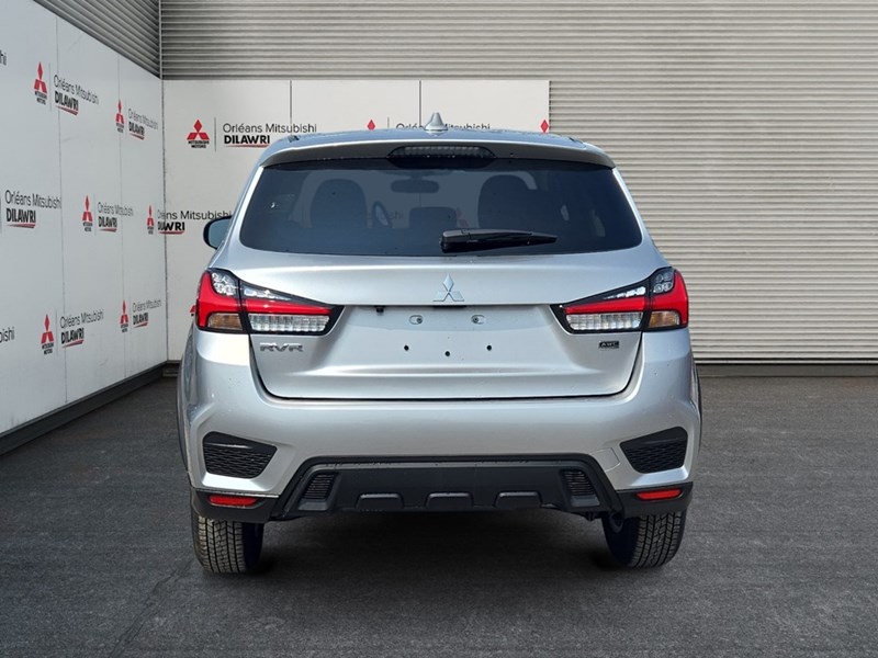 2025 Mitsubishi RVR SE AWC