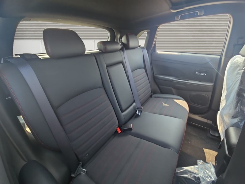 2025 Mitsubishi RVR NOIR AWC