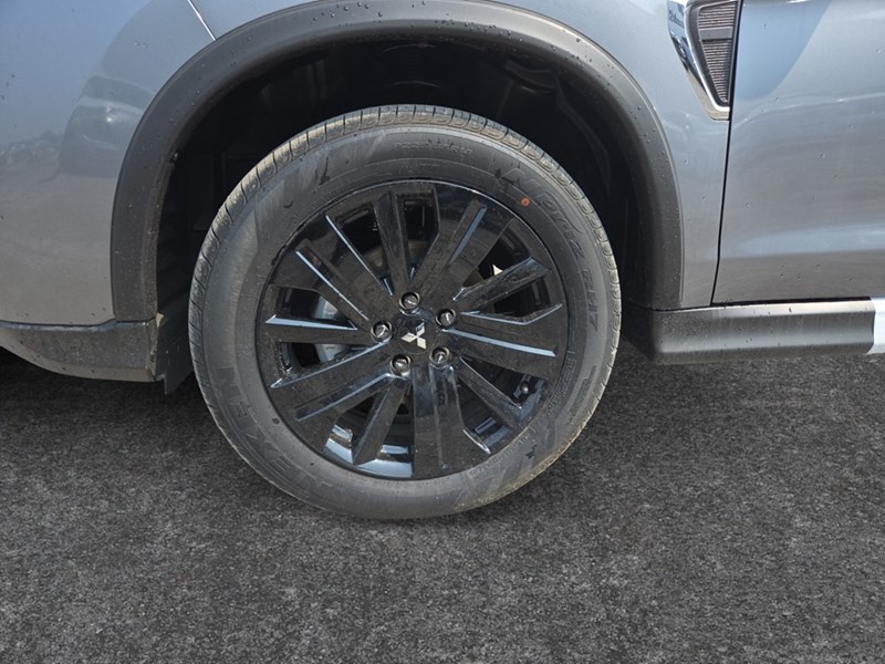 2025 Mitsubishi RVR NOIR AWC