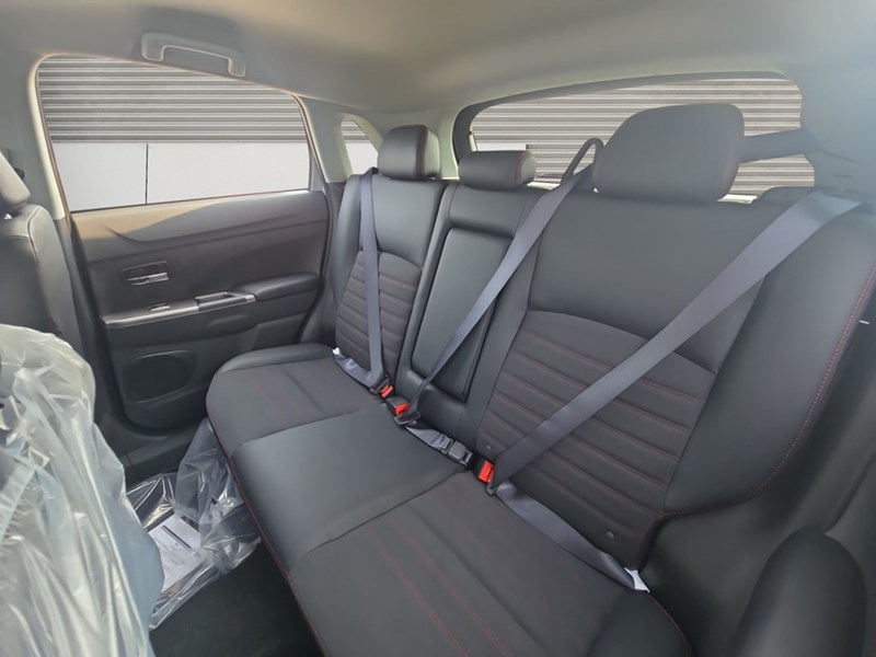 2025 Mitsubishi RVR SEL AWC