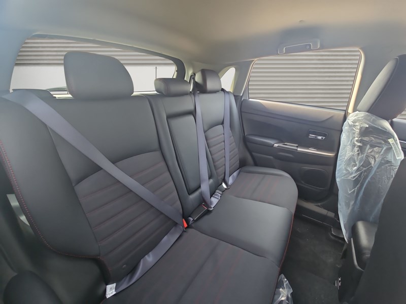 2025 Mitsubishi RVR SEL AWC